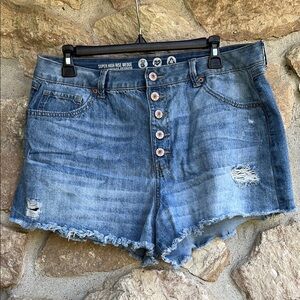 Super High Rise Wedge -Vintage Reunion by Rewash distressed denim shorts - Sz 15